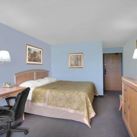 Super 8 By Wyndham Augusta Hotell Eksteriør bilde