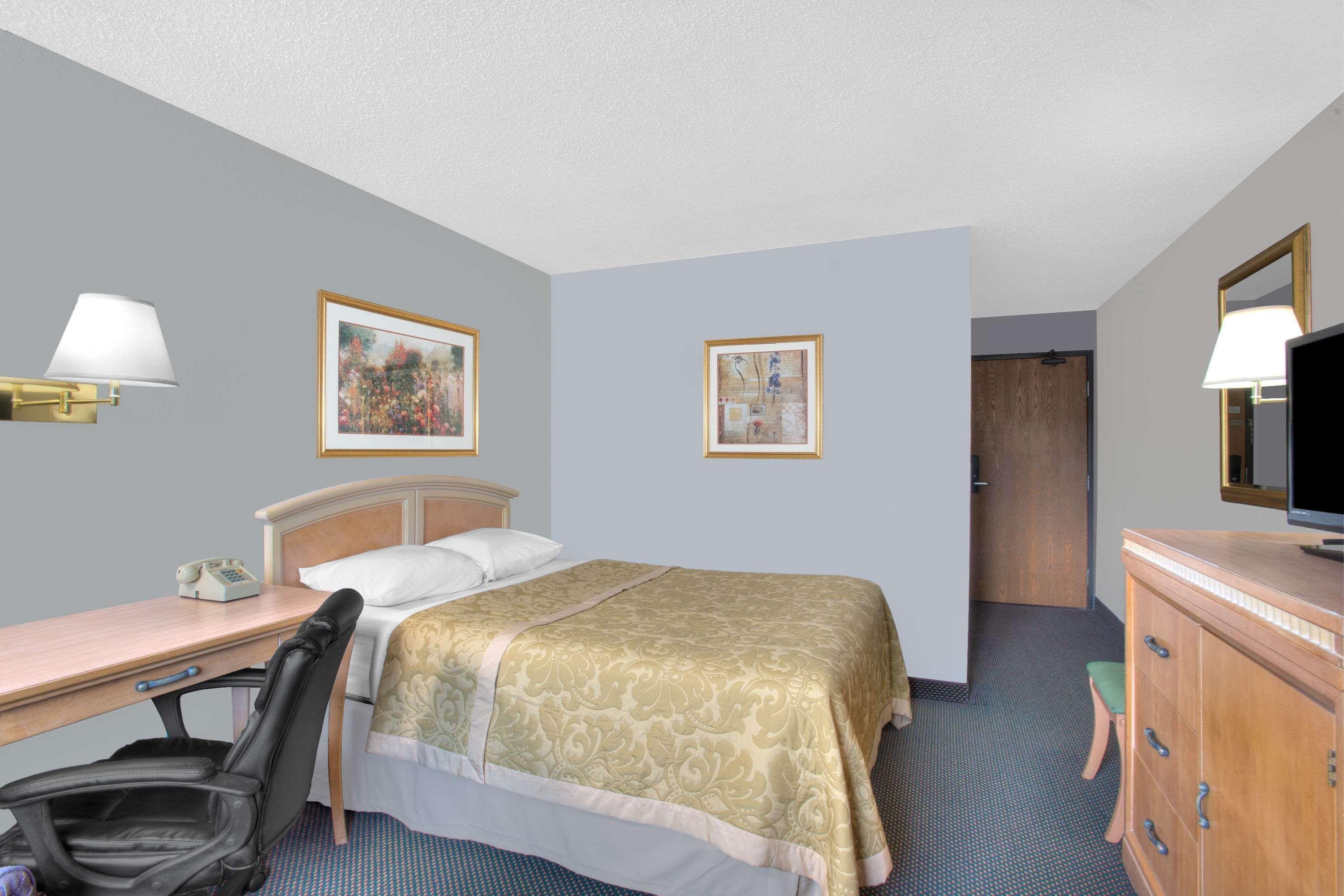 Super 8 By Wyndham Augusta Hotell Eksteriør bilde