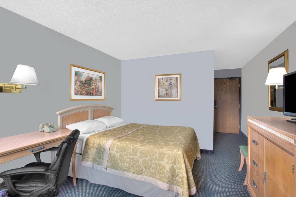 Super 8 By Wyndham Augusta Hotell Eksteriør bilde